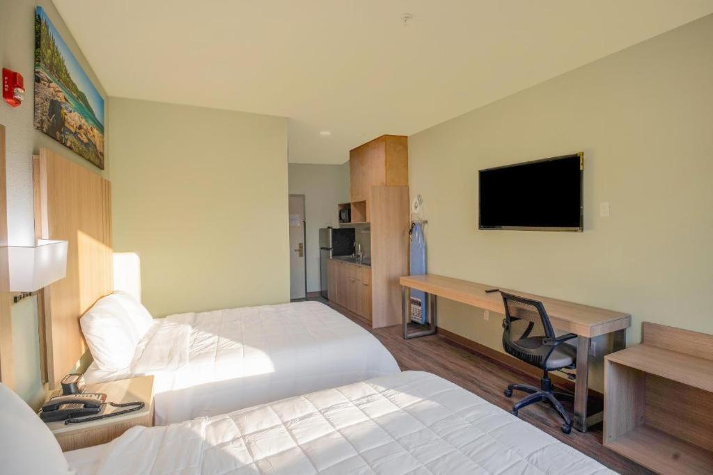 Royal Inn & Suites アデアーズビル エクステリア 写真